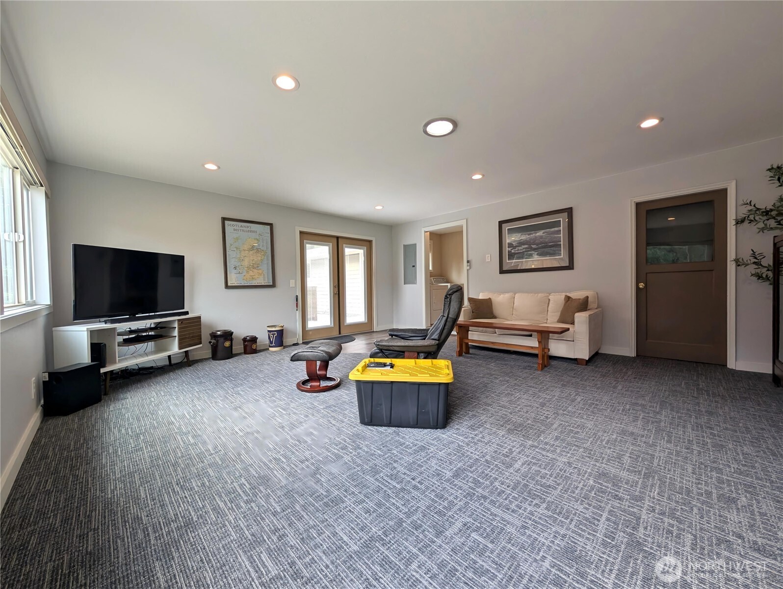 9428 Pacific Avenue Property Photo 29