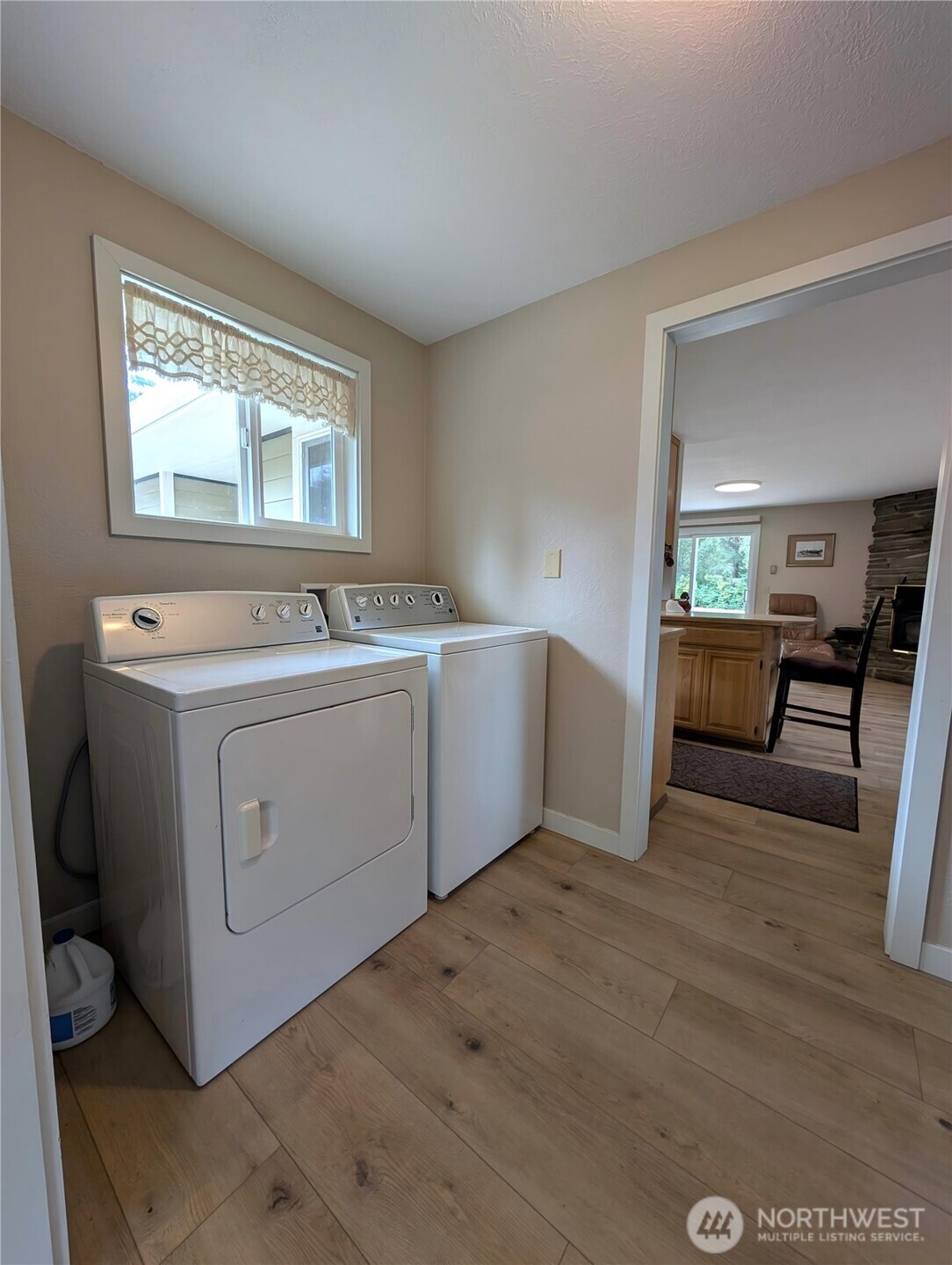 9428 Pacific Avenue Property Photo 32