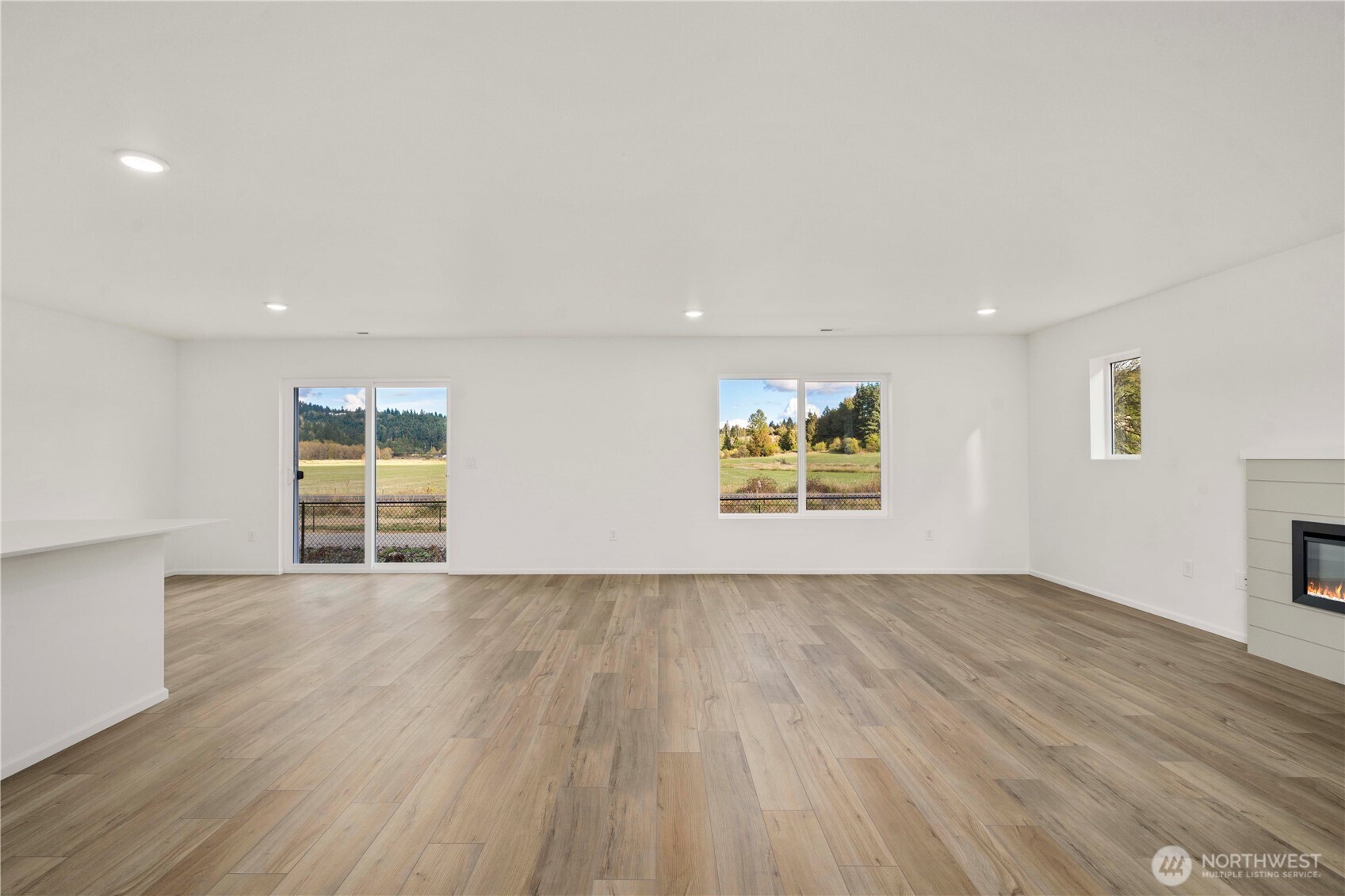 1429 Salzer Creek Loop Property Photo 8