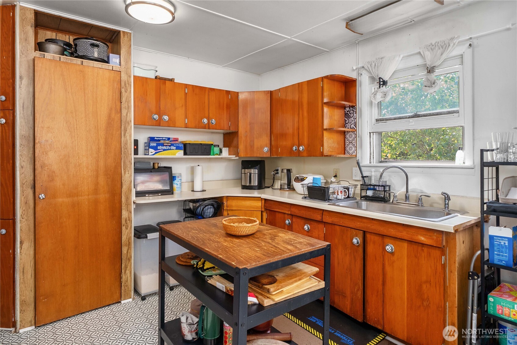 10251 3rd Avenue Property Photo 13