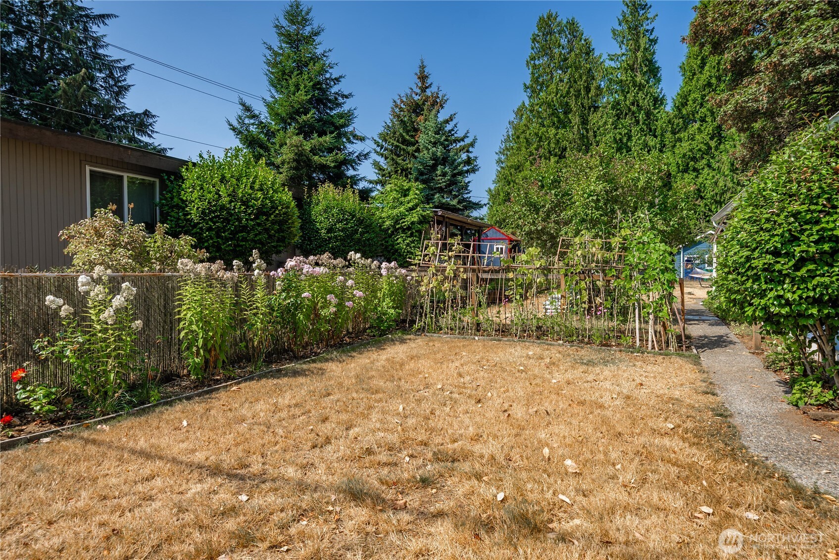 10251 3rd Avenue Property Photo 27