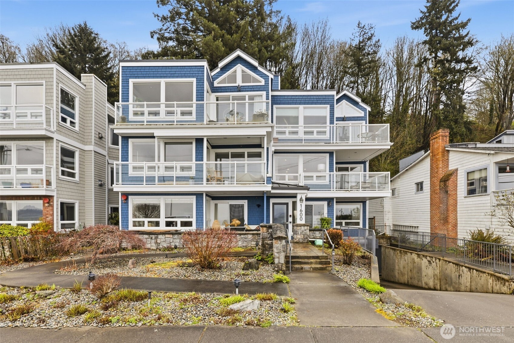 1600 Alki Avenue 202 Property Photo 21
