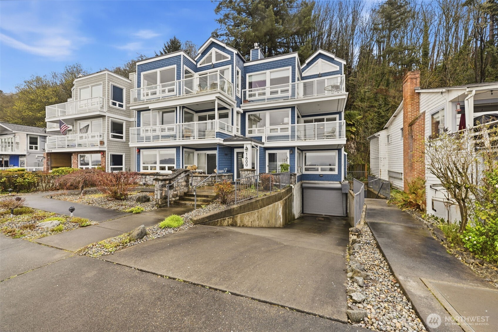 1600 Alki Avenue 202 Property Photo 24