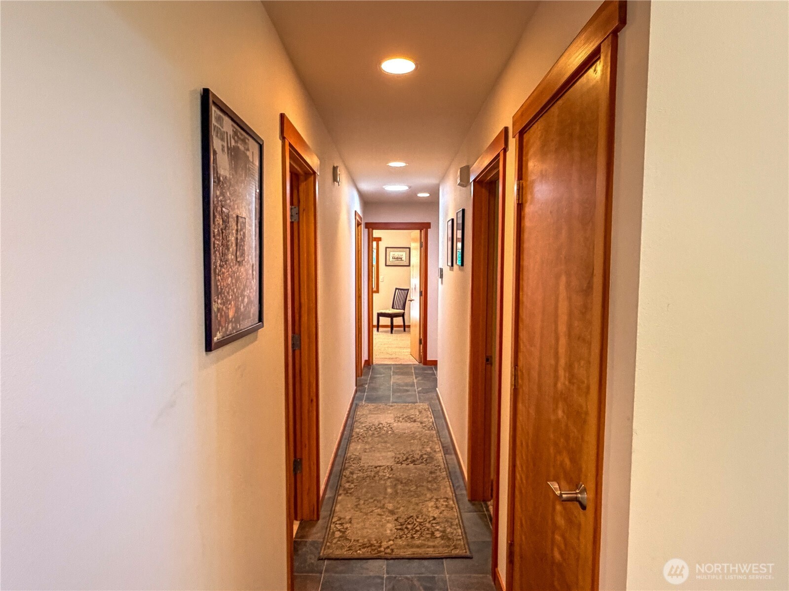 460 Pinecrest Property Photo 26