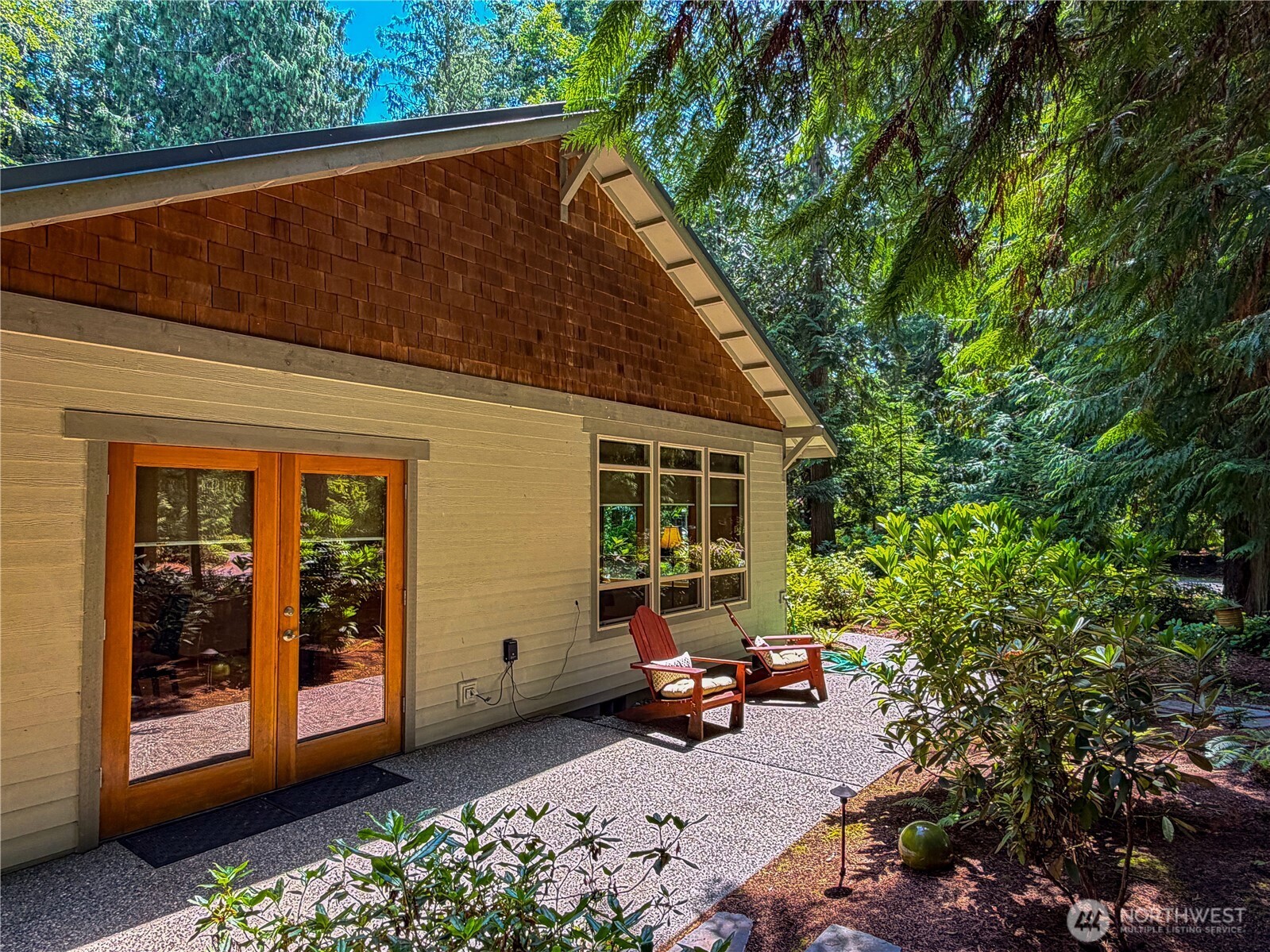 460 Pinecrest Property Photo 35