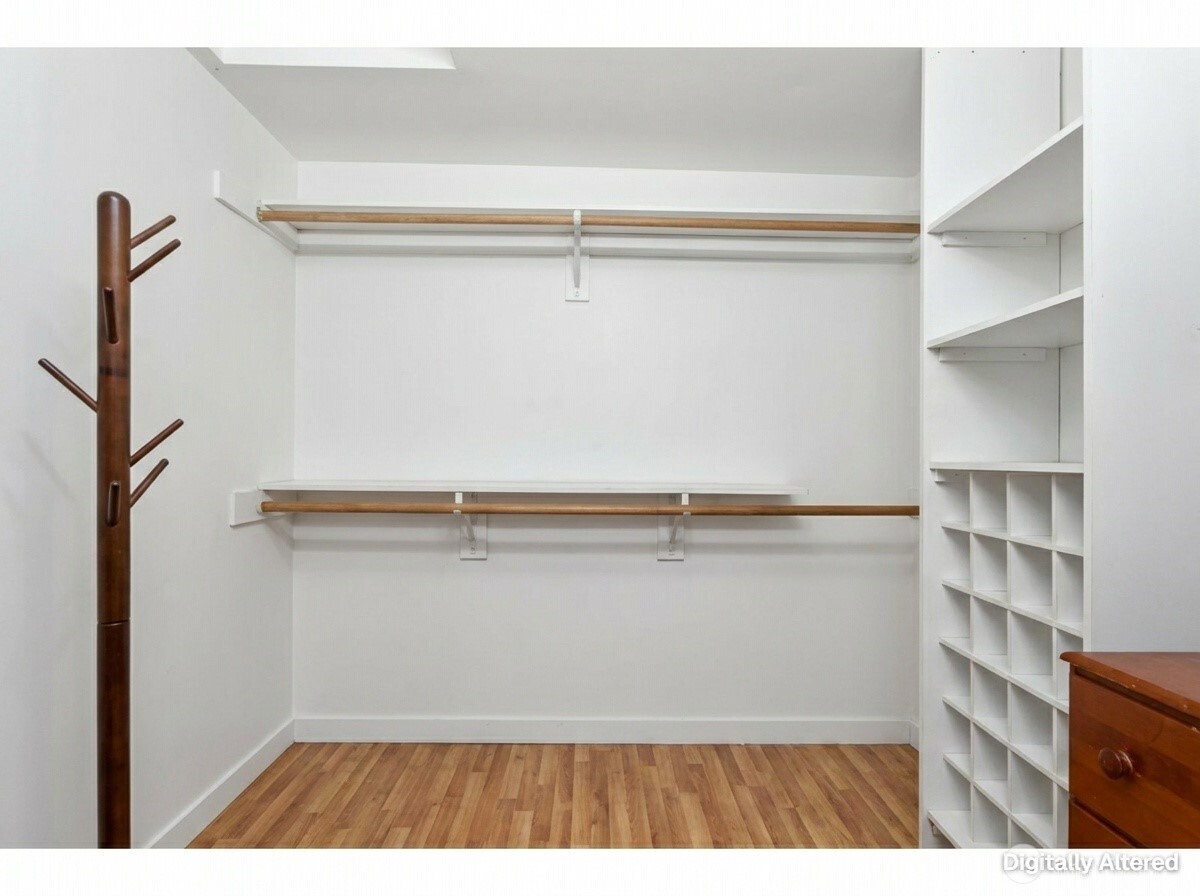 4821 S Brandon Street Property Photo 16