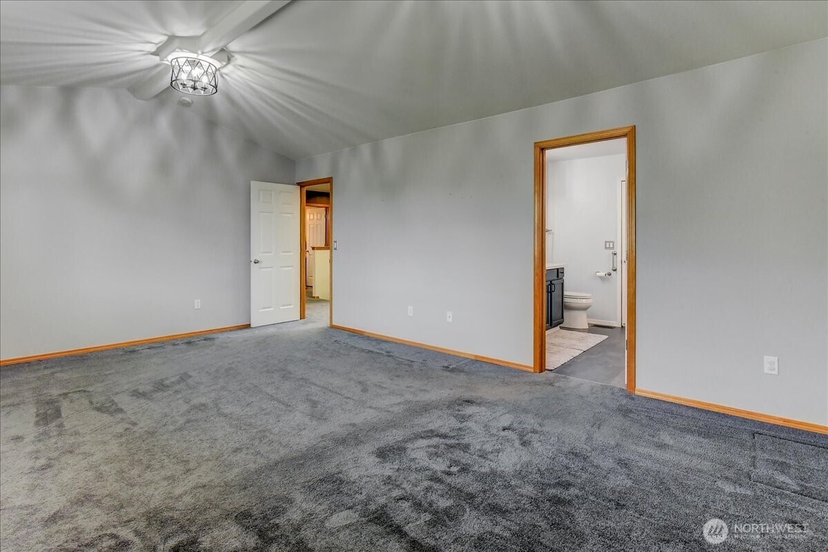 1523 151st Street Property Photo 14
