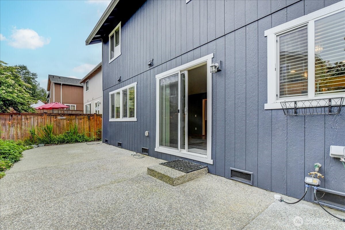 1523 151st Street Property Photo 23