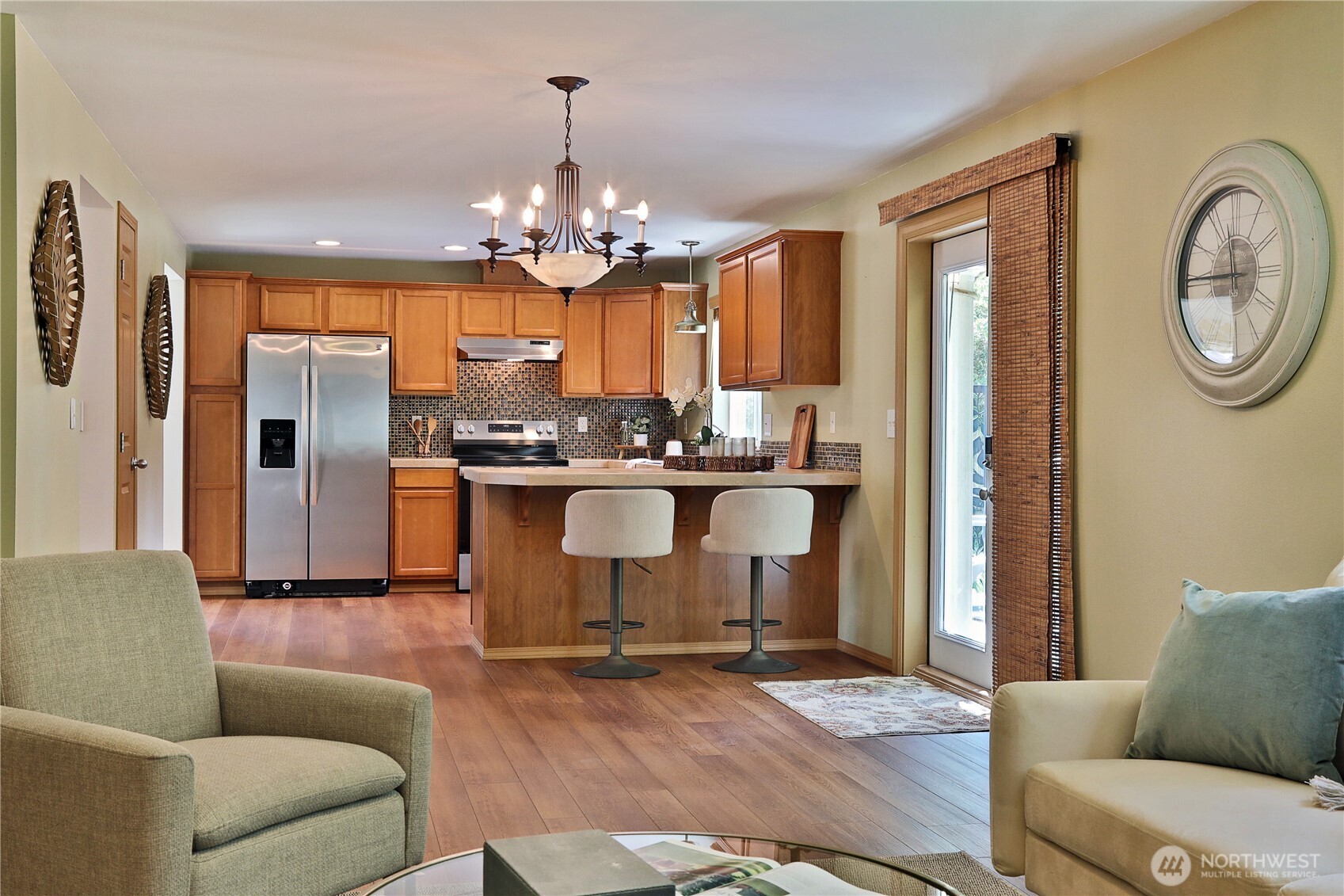 2591 Hillis Drive Property Photo 4