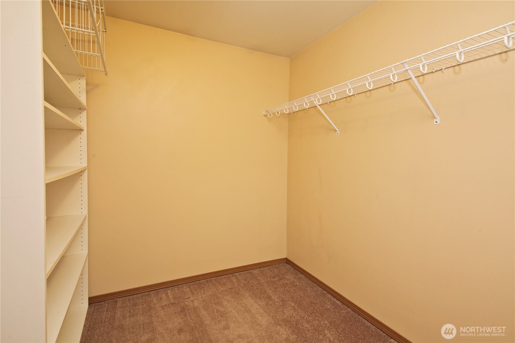2591 Hillis Drive Property Photo 20