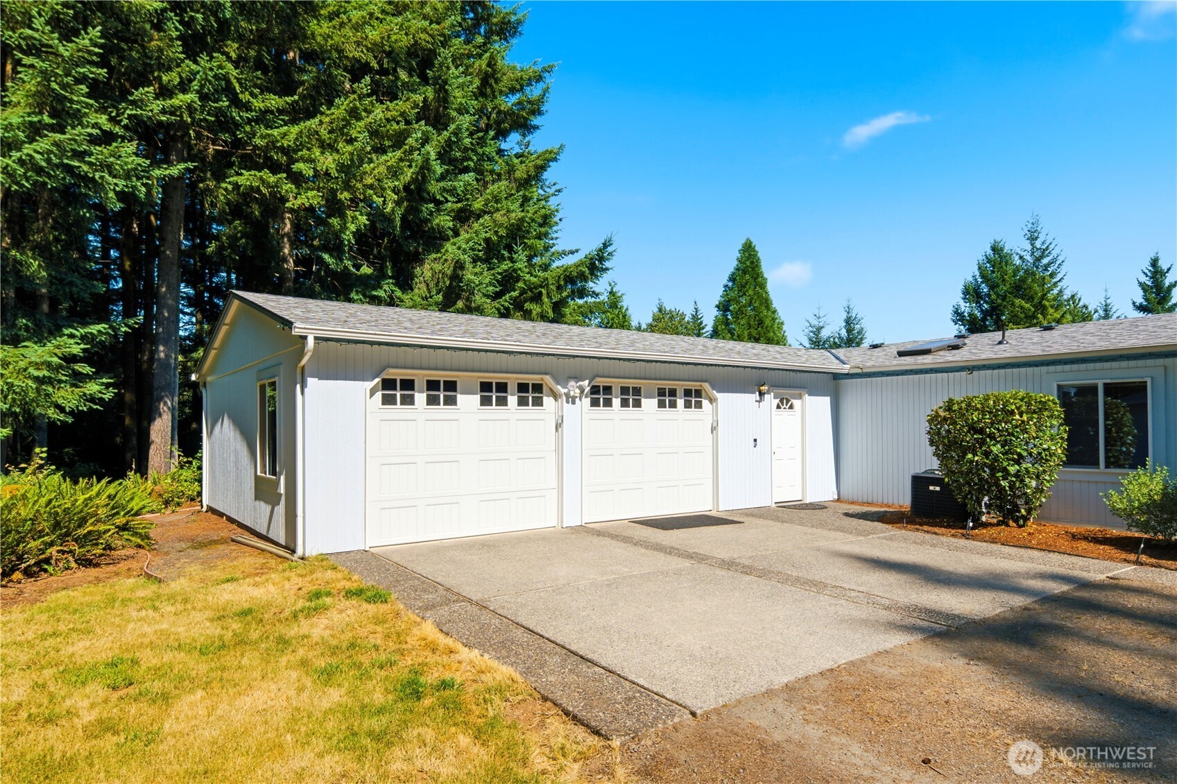 5005 Ne Lessard Road Property Photo 8