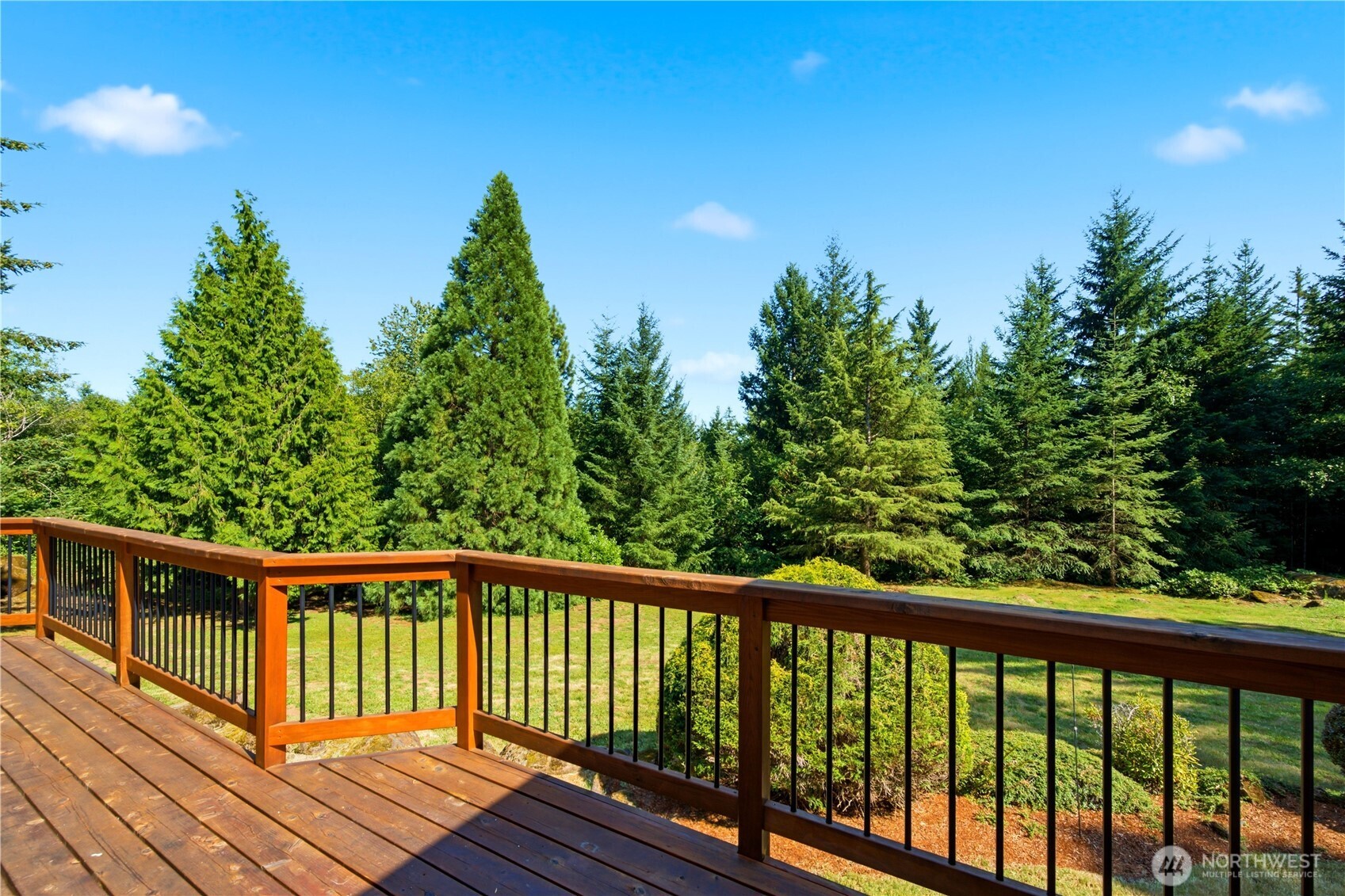 5005 Ne Lessard Road Property Photo 11