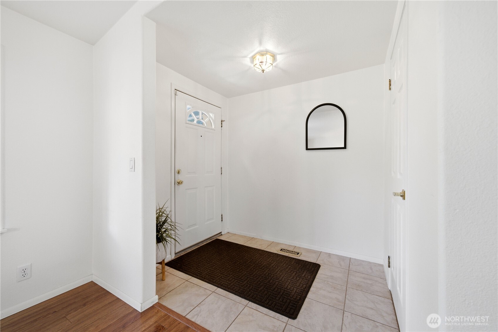 5005 Ne Lessard Road Property Photo 15