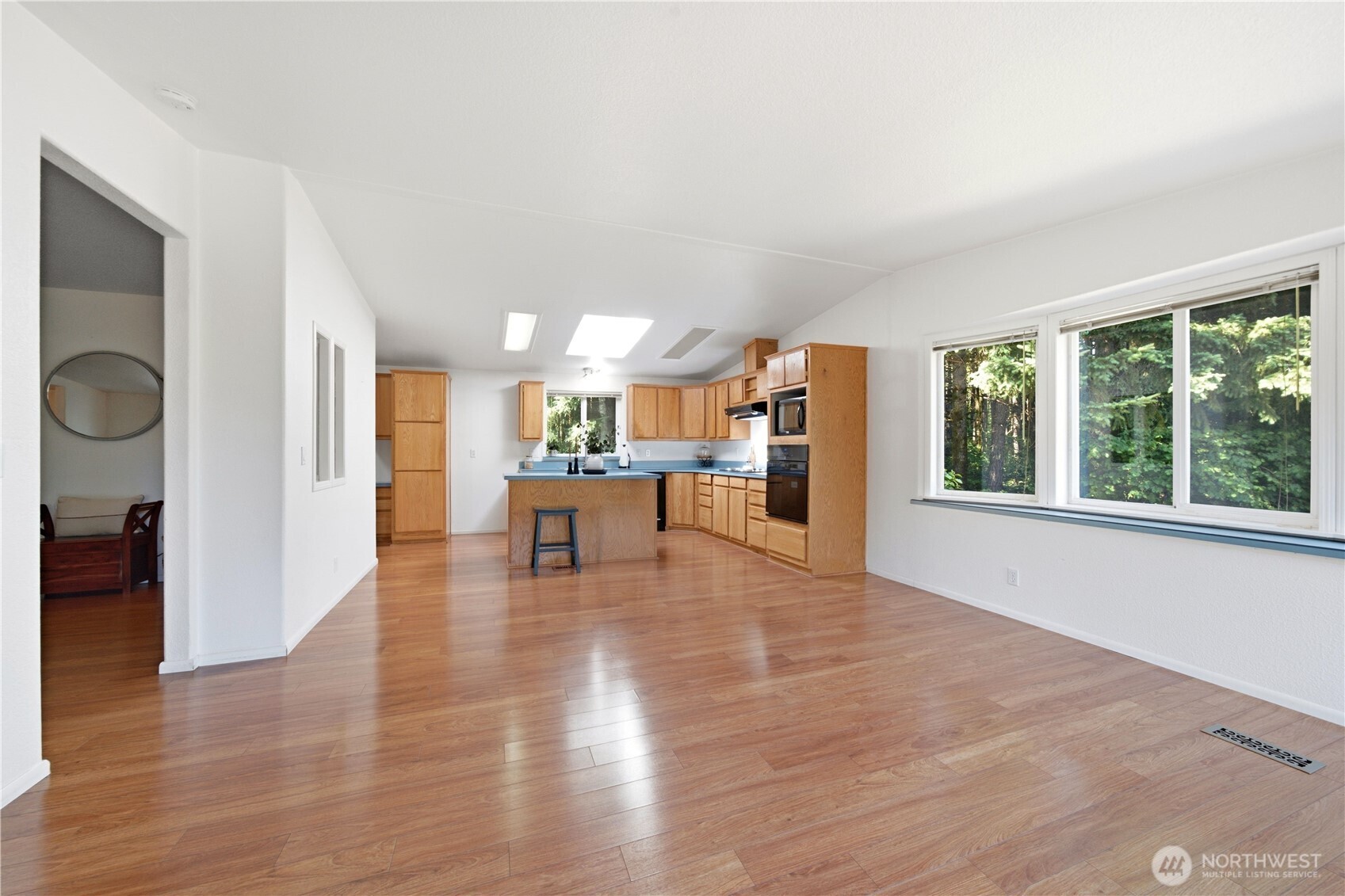5005 Ne Lessard Road Property Photo 25
