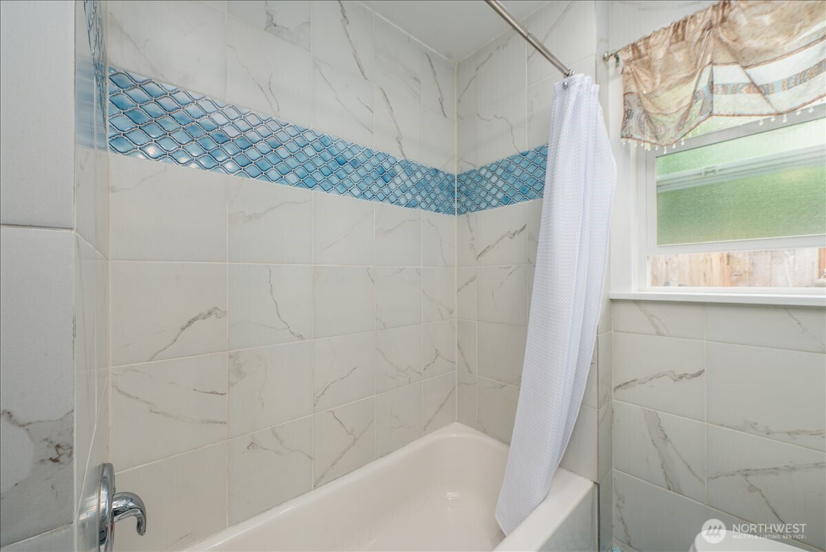5018 28th Avenue Property Photo 15