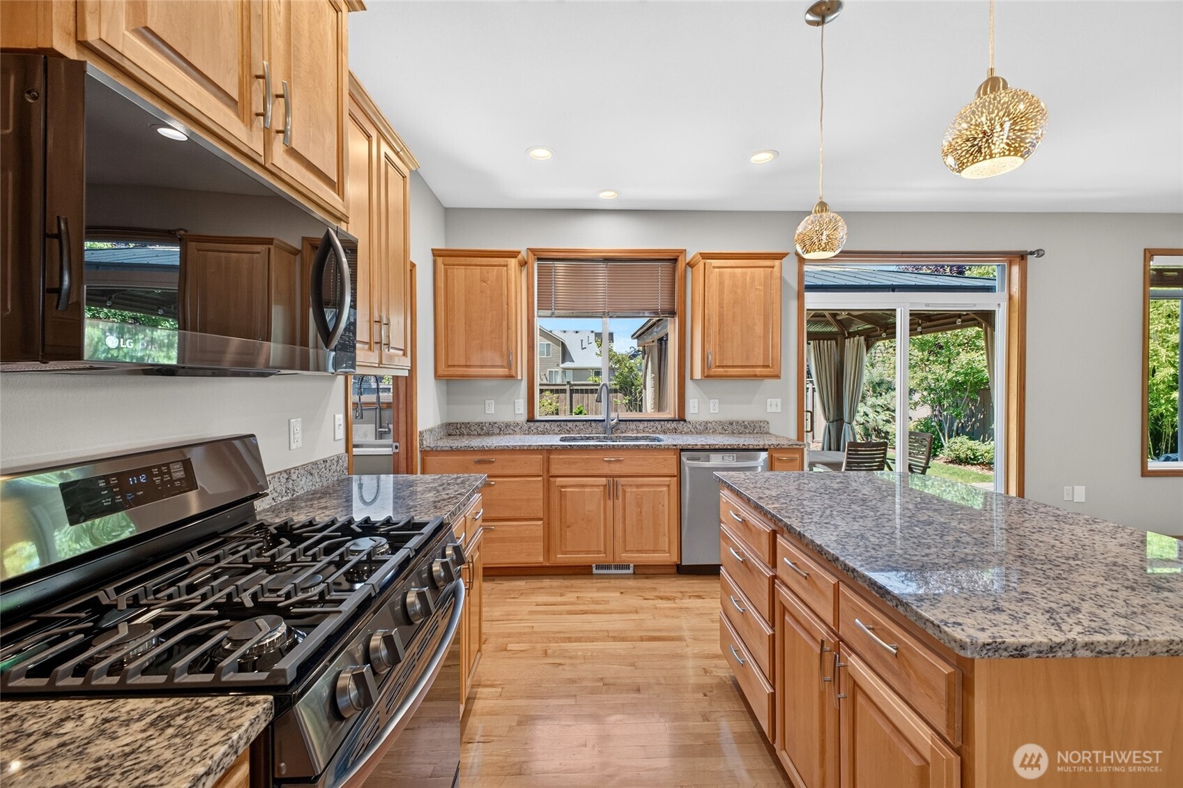 1604 Peach Park Lane Property Photo 9