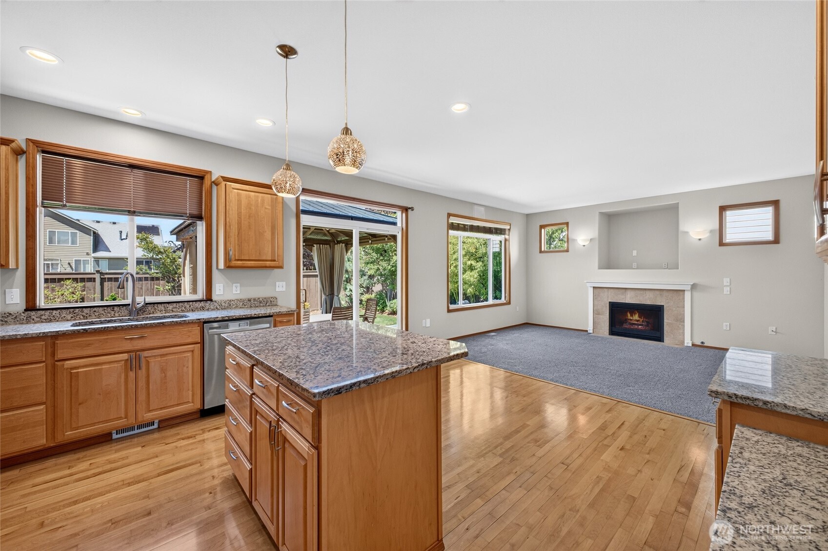 1604 Peach Park Lane Property Photo 10