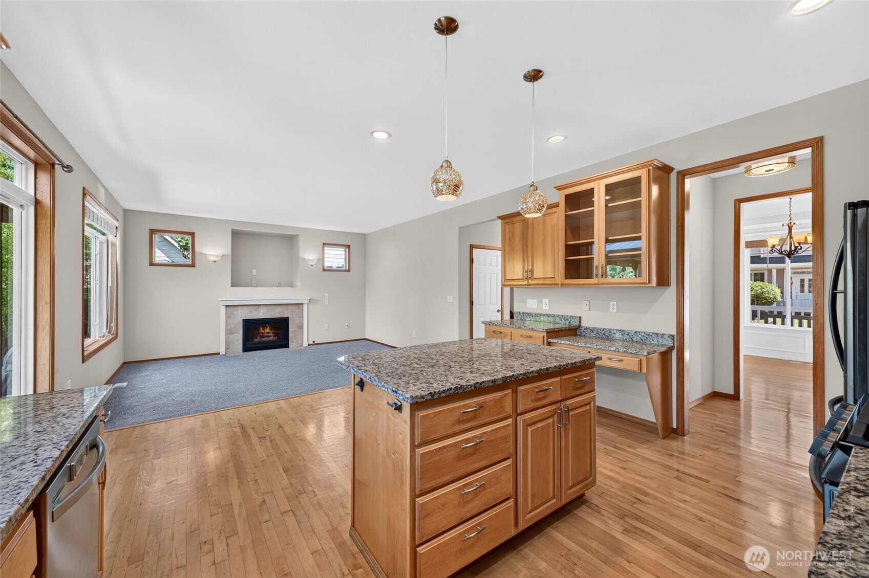 1604 Peach Park Lane Property Photo 12