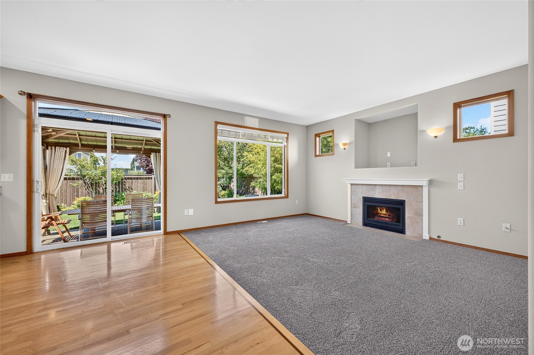 1604 Peach Park Lane Property Photo 13