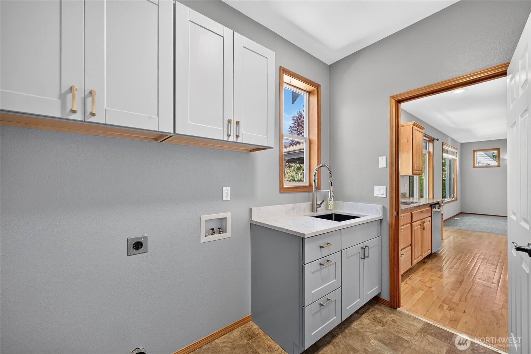 1604 Peach Park Lane Property Photo 16