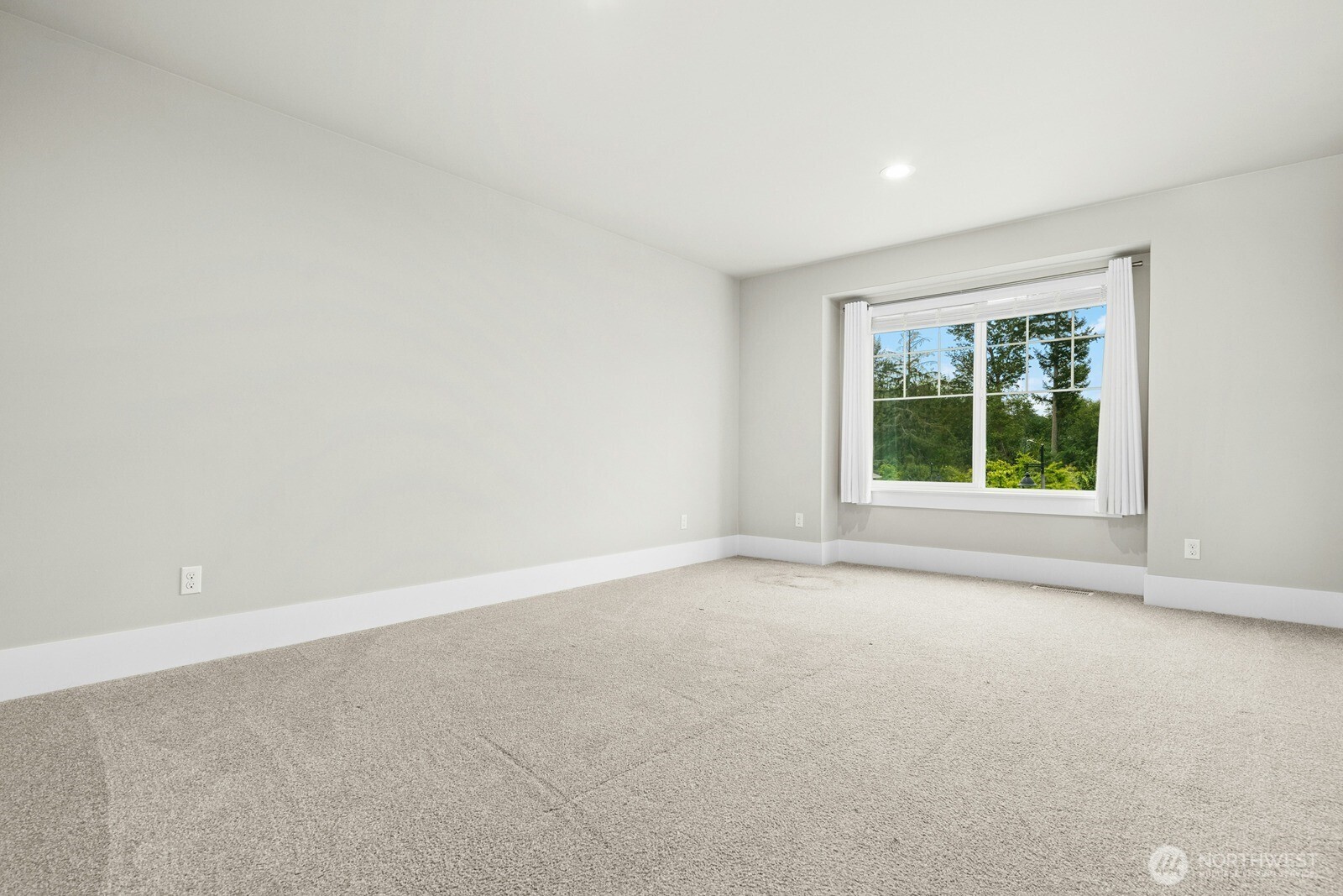 18817 175th Place Property Photo 24