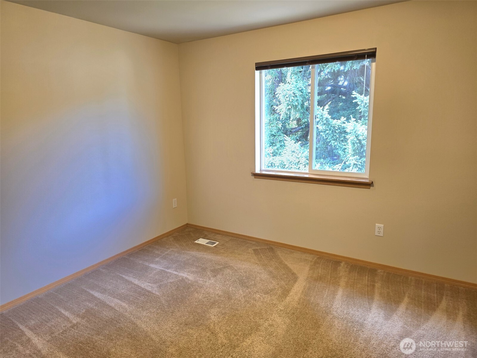15738 104th Avenue Property Photo 15