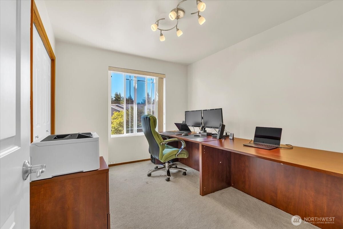 3124 201st Street Property Photo 15