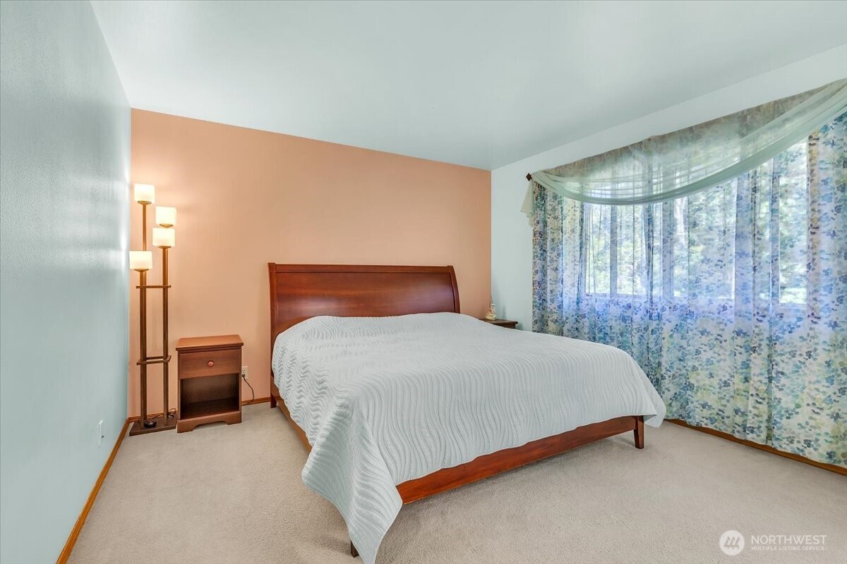 3124 201st Street Property Photo 17