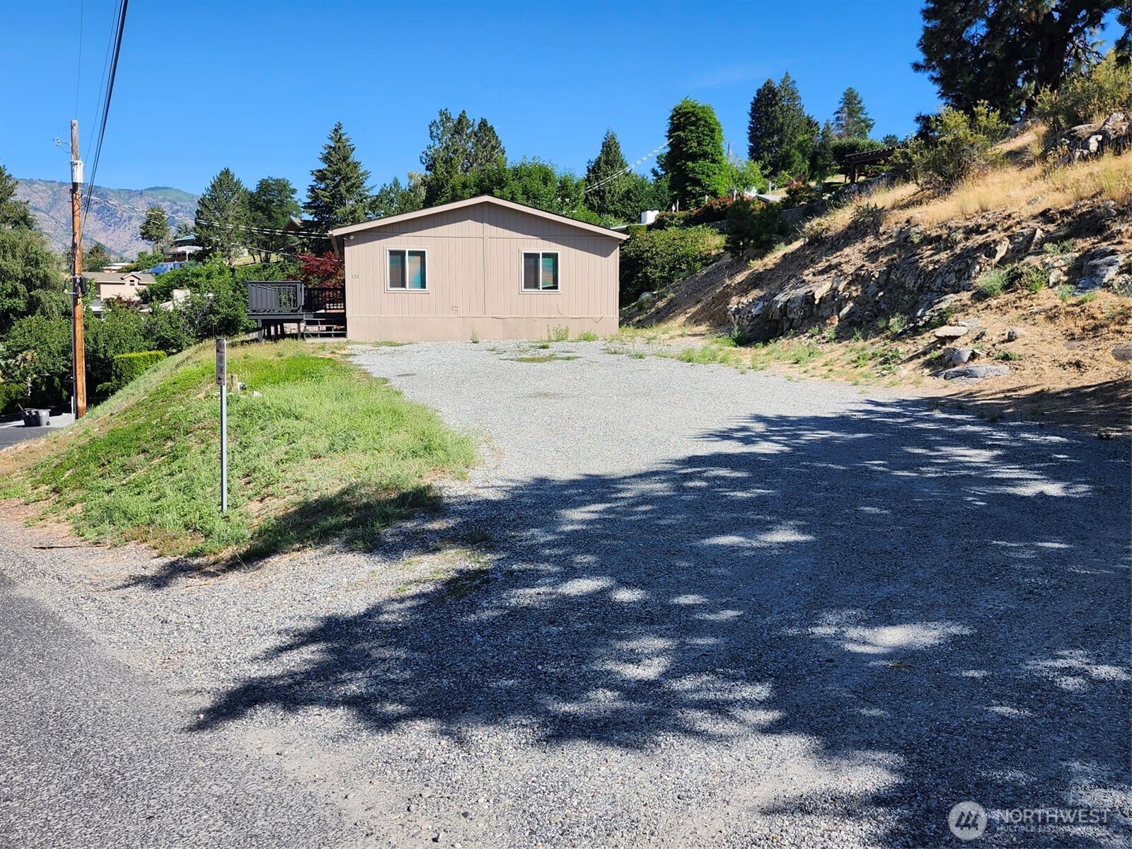 130 Olive Avenue Property Photo 1