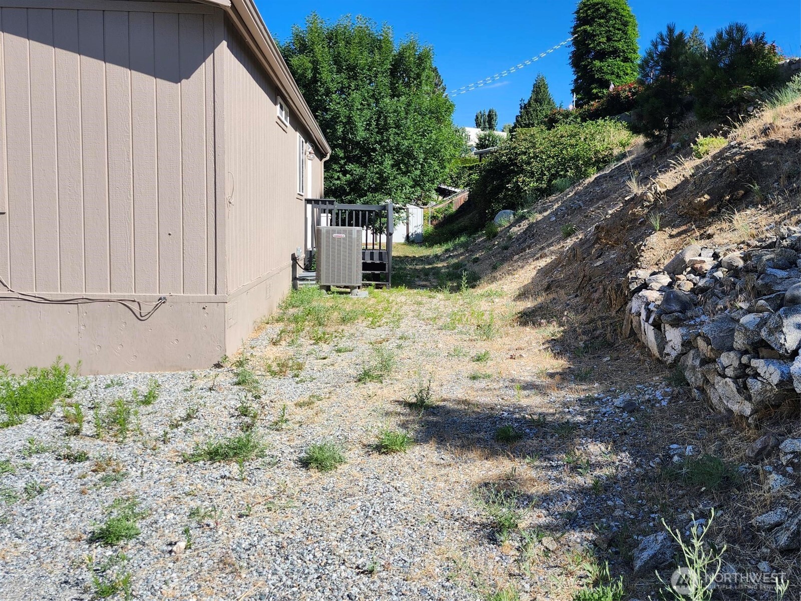 130 Olive Avenue Property Photo 7