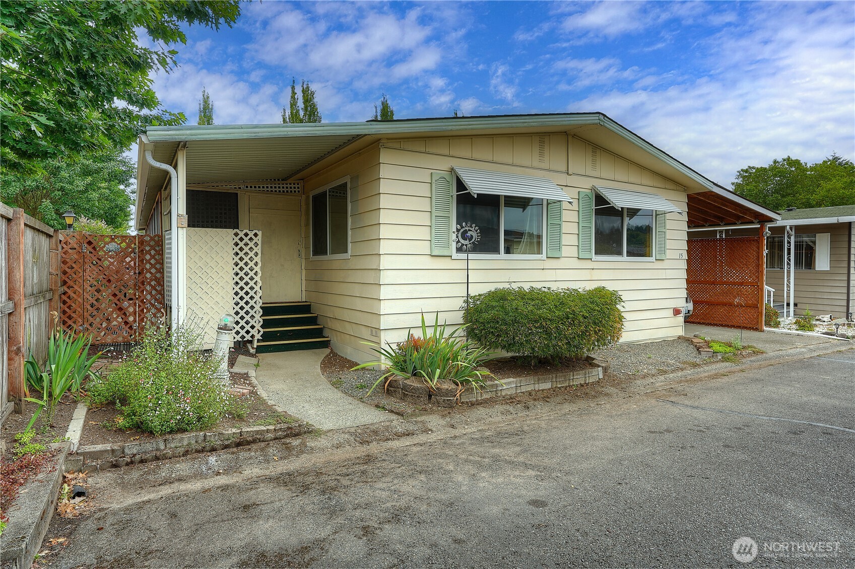 1402 22nd Street 15 Property Photo 2