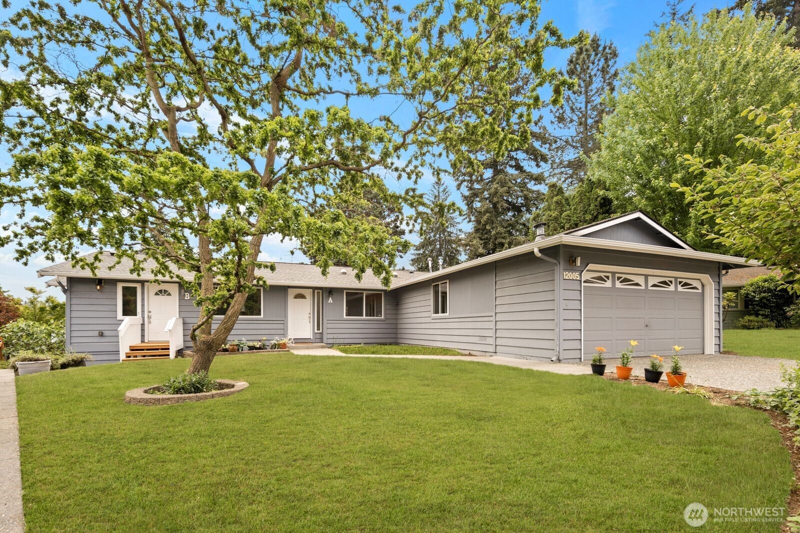 12005 NE 134th Place Property Photo 1
