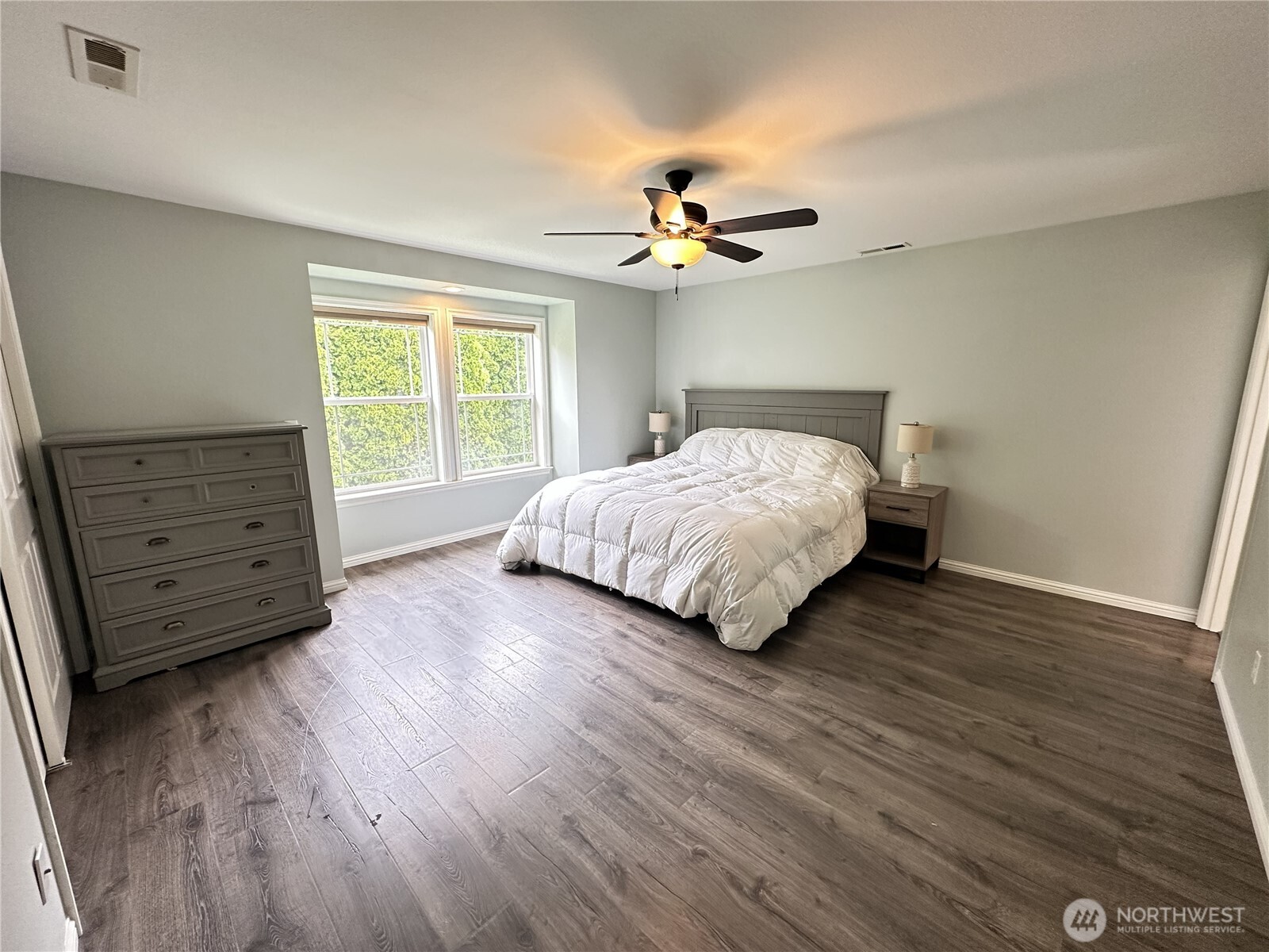 213 West Street Property Photo 15