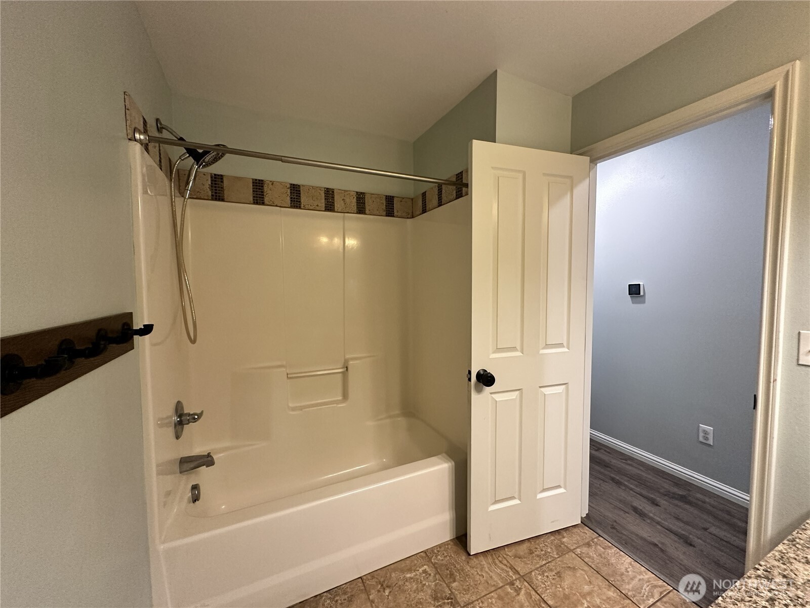 213 West Street Property Photo 21