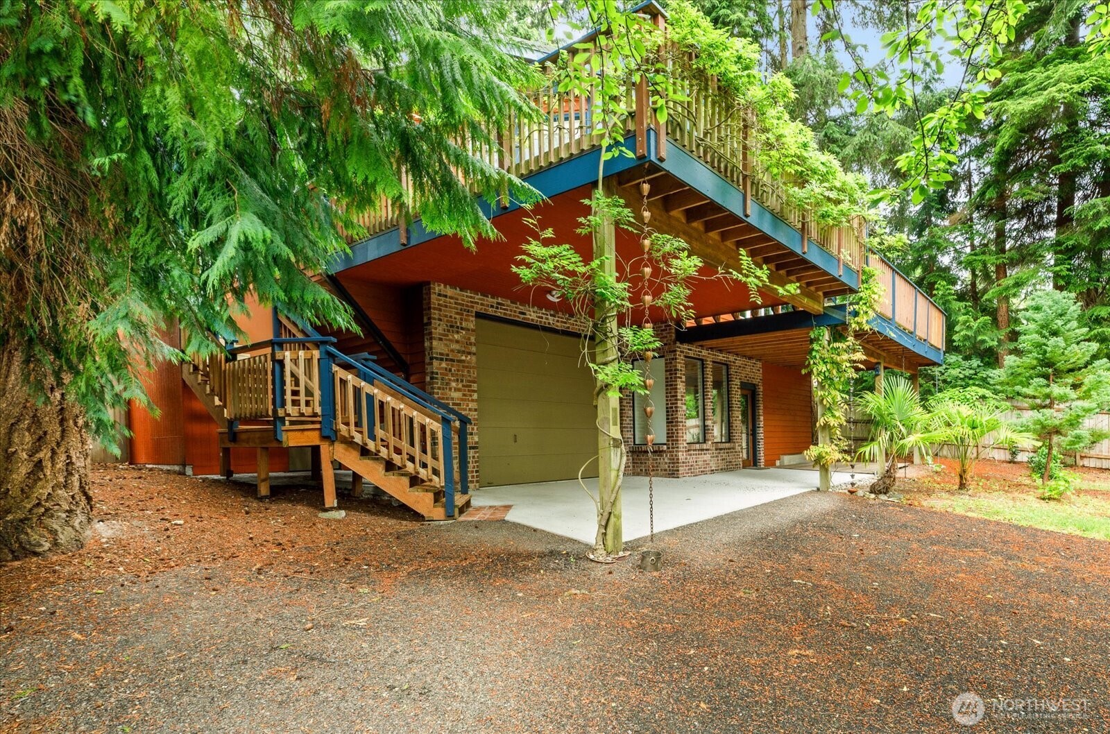 1099 Worthy Place Property Photo 2