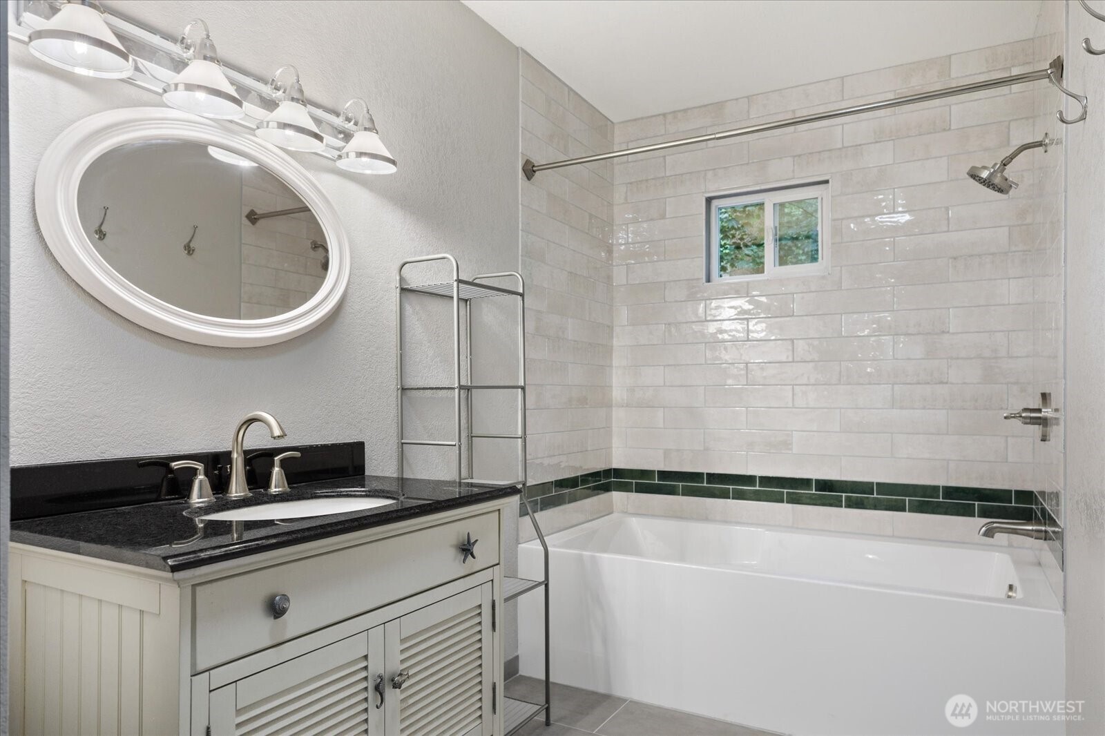 1099 Worthy Place Property Photo 22