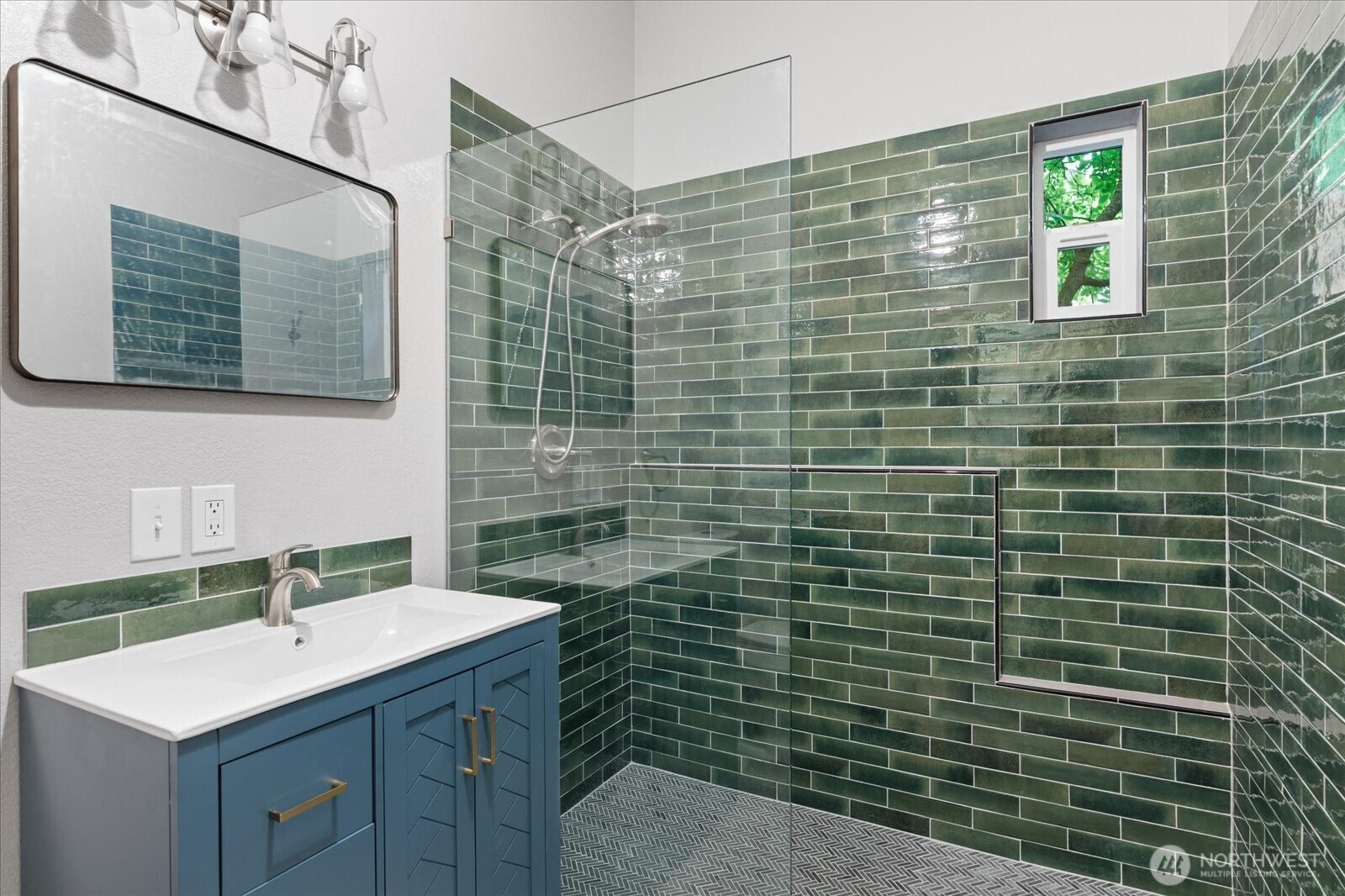 1099 Worthy Place Property Photo 28