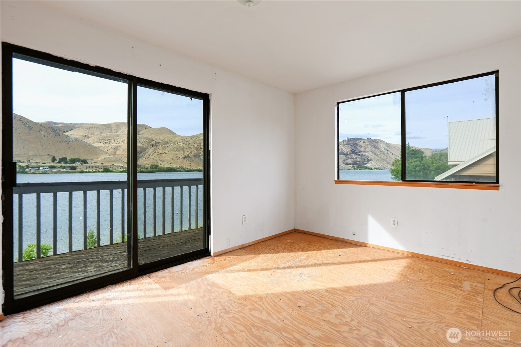 513 Riverview Drive Property Photo 10