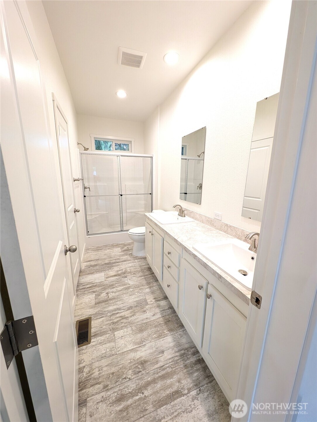 902 97th Street Property Photo 20