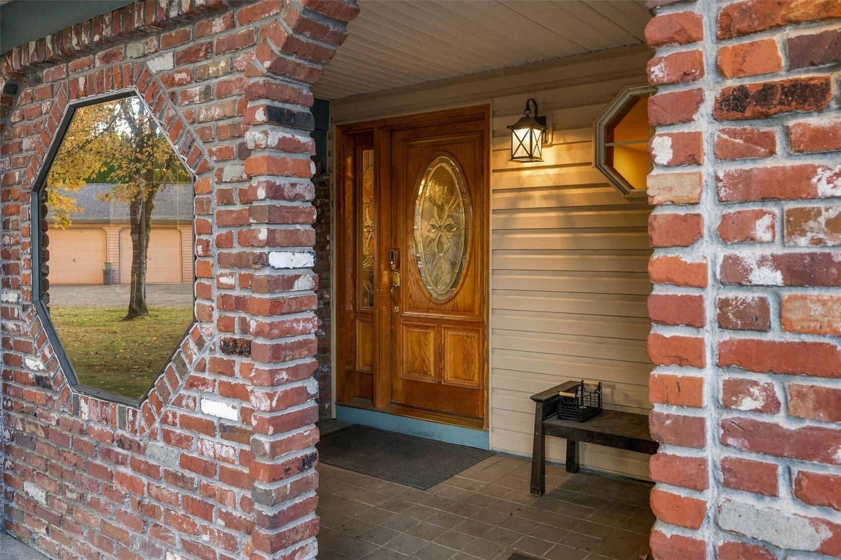 17102 Ne 37th Circle Property Photo 4