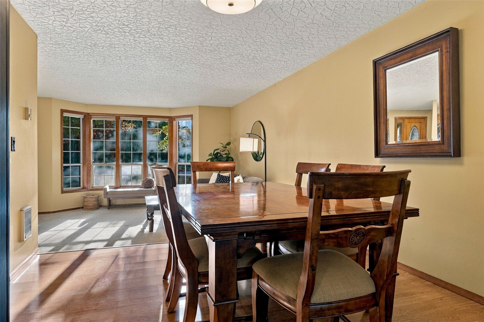 17102 Ne 37th Circle Property Photo 8