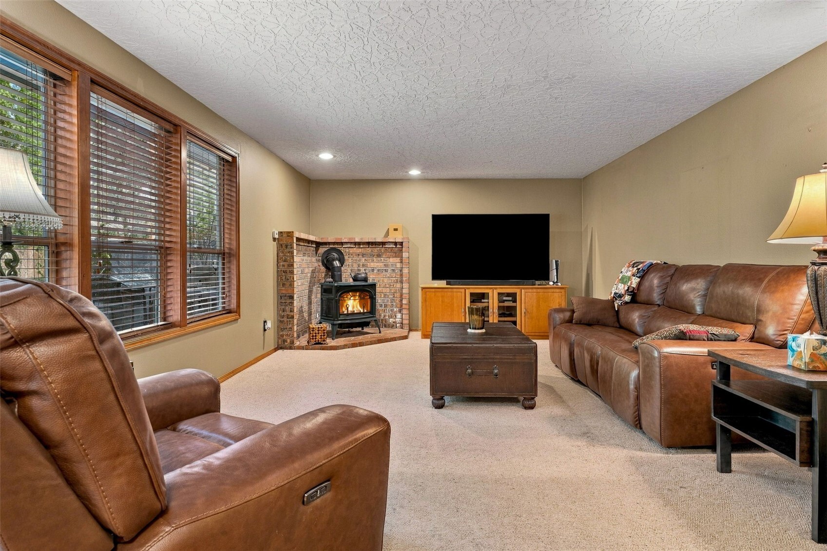 17102 Ne 37th Circle Property Photo 10