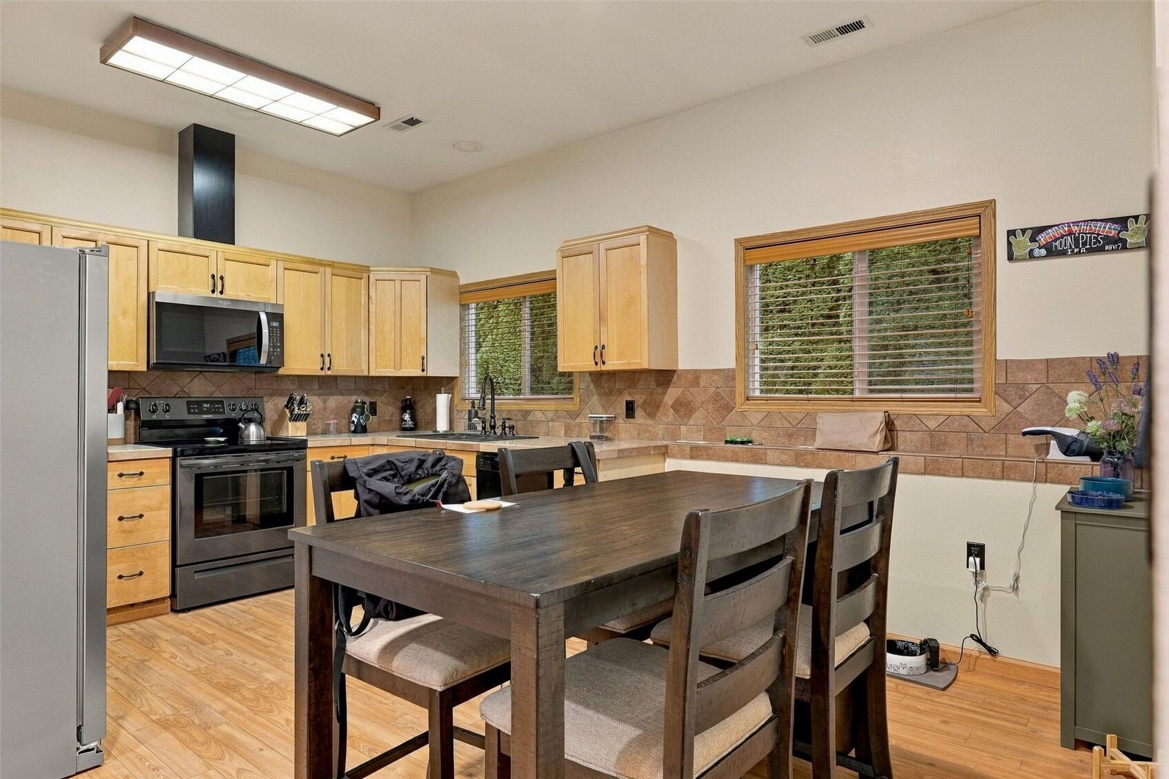 17102 Ne 37th Circle Property Photo 26