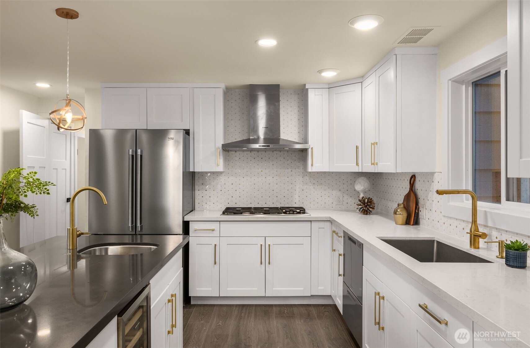 2137 N 128th Street Property Photo 14