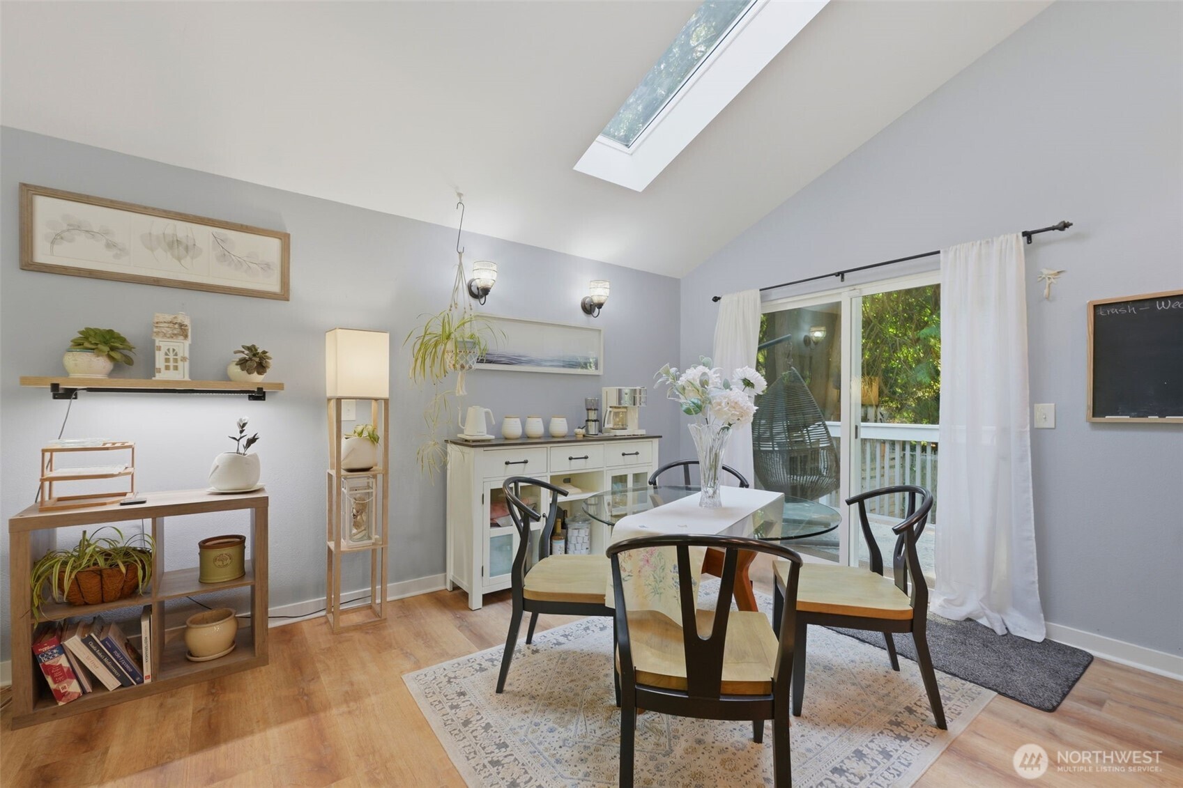 4541 82nd Place Property Photo 8
