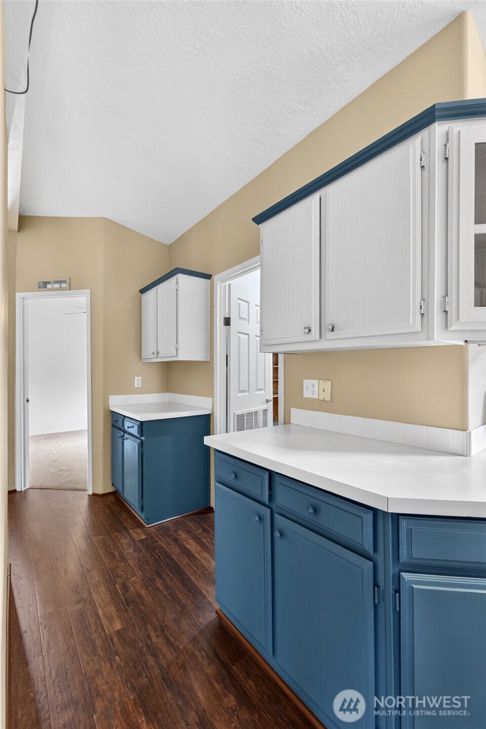 819 Mountain Villa Loop Property Photo 12