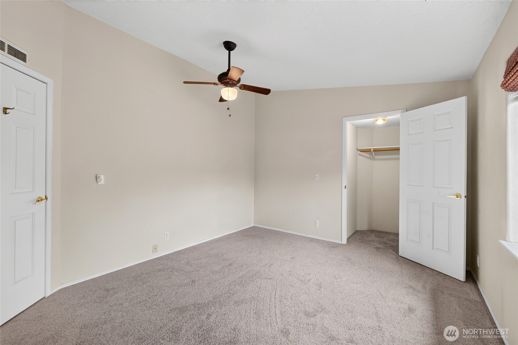 819 Mountain Villa Loop Property Photo 17