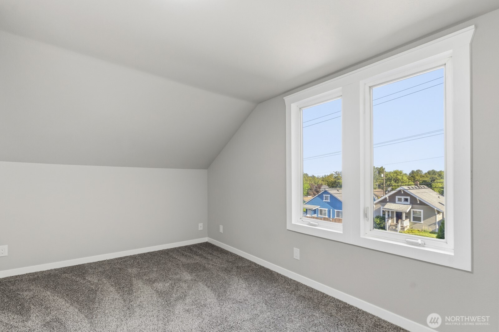 1836 E Fairbanks Street Property Photo 23