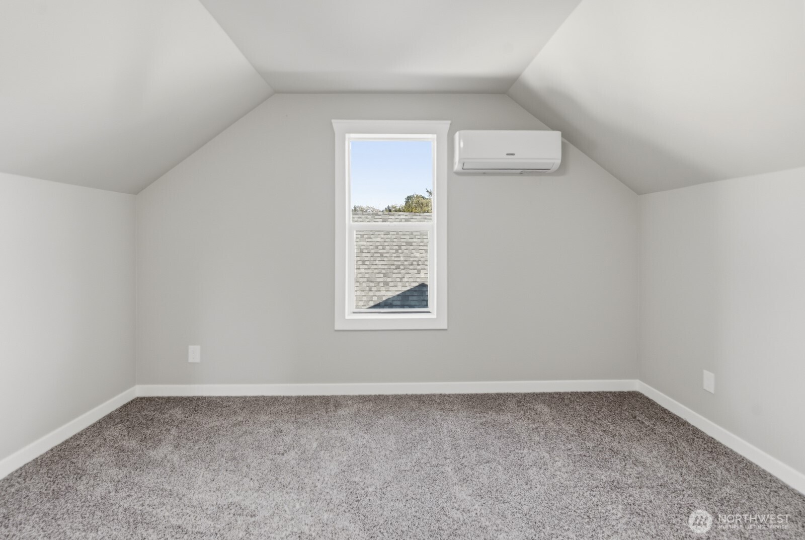 1836 E Fairbanks Street Property Photo 24