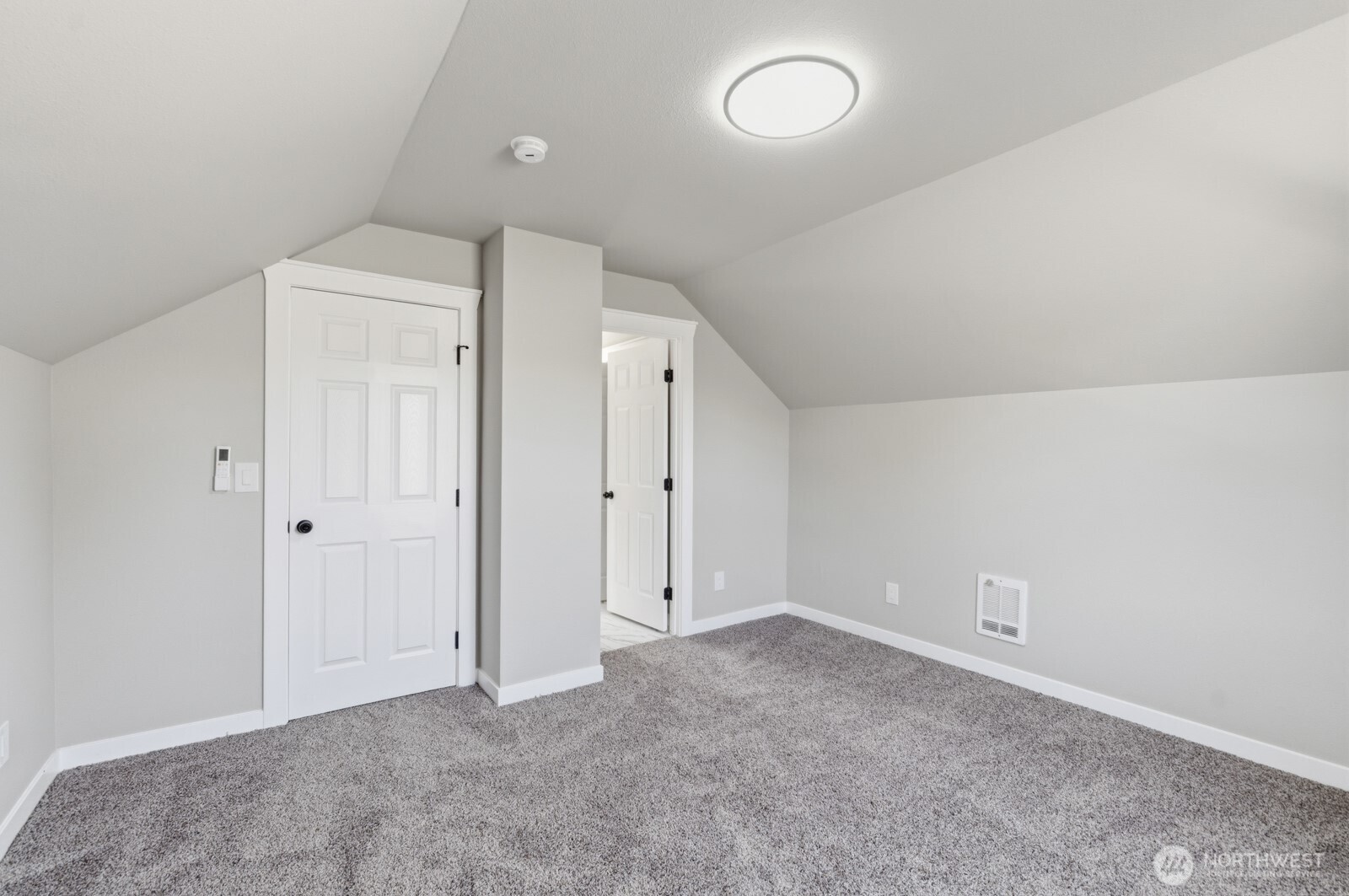 1836 E Fairbanks Street Property Photo 25